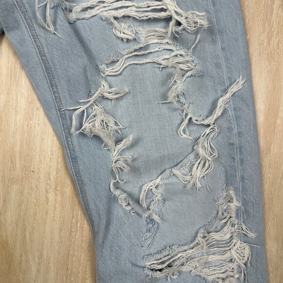 American Eagle Distressed Blowout Destroyed Mom High Rise Casual Denim Jeans 4 - Picture 4 of 16